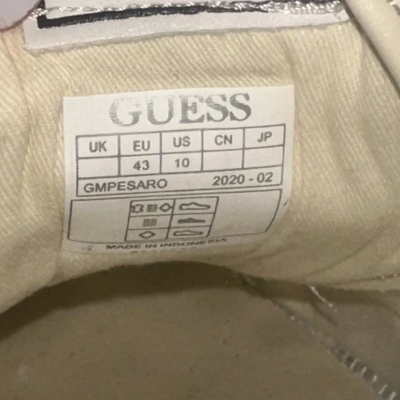 Guess Los Angeles Cream and Green Sneakers - Picture 4 of 4
